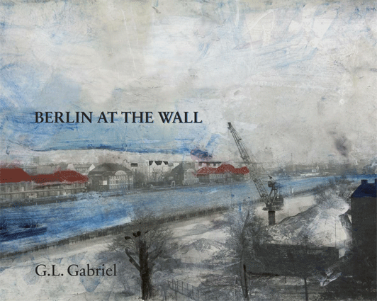 Fabrik an der Mauer